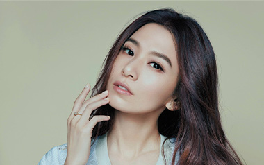 Love吉他谱_田馥甄_C调简单版弹唱六线谱_高清图片谱