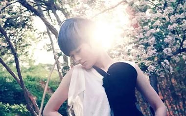 最天使吉他谱_曾轶可_C调简单版弹唱六线谱_高清图片谱