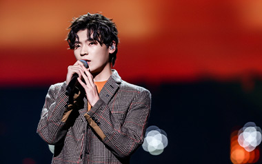 四块五吉他谱_隔壁老樊_C调原版弹唱六线谱_高清图片谱