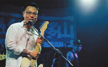 自己吉他谱_许钧_D调原版弹唱六线谱_高清图片谱