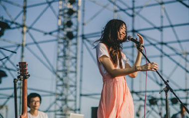 房间吉他谱_刘瑞琦_房间C调原版弹唱六线谱_高清图片谱