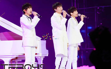 不完美小孩吉他谱_Tfboys_C调简单版弹唱六线谱_高清图片谱