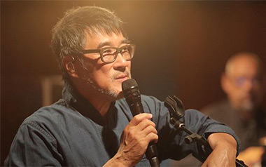 不必在乎我是谁吉他谱_李宗盛_E调原版弹唱谱_高清六线谱
