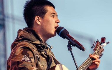 无畏吉他谱_马頔_C调原版弹唱六线谱_高清图片谱