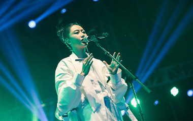 光吉他谱_陈粒_C调简单版六线谱_弹唱教学视频