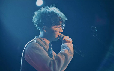 千禧吉他谱_徐秉龙_C调原版弹唱六线谱_高清图片谱