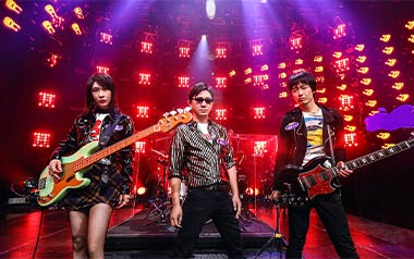 悲伤朋克吉他谱_新裤子乐队_G调原版弹唱谱_高清六线谱