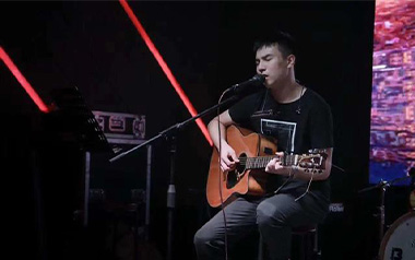 雾吉他谱_张小九/年年_G调原版弹唱六线谱_高清图片谱