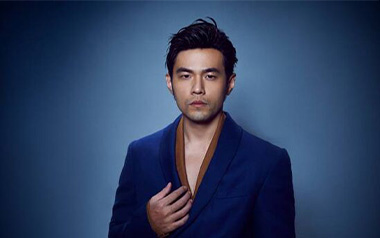 轨迹吉他谱_周杰伦_G调原版六线谱_轨迹弹唱教学视频