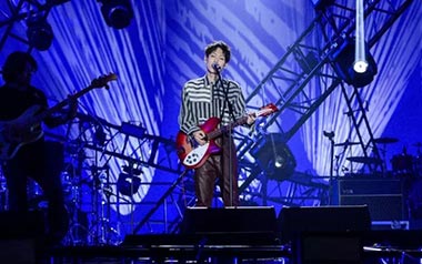 月食吉他谱_丁世光_G调原版弹唱六线谱_高清图片谱