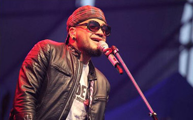 自由吉他谱_张震岳_G调原版弹唱六线谱_高清图片谱