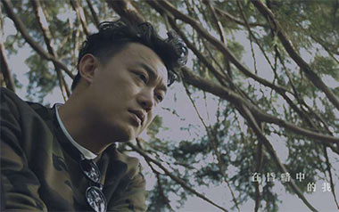 阴天快乐吉他谱_陈奕迅_G调原版弹唱六线谱_高清图片谱