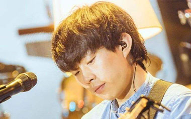 南方姑娘吉他谱_赵雷_C调原版弹唱六线谱_高清图片谱