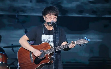 玫瑰吉他谱_贰佰_《玫瑰》C调原版弹唱六线谱_高清图片谱