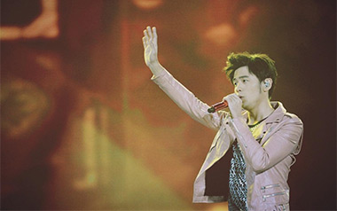 倒影吉他谱_周杰伦_G调原版六线谱_弹唱教学视频