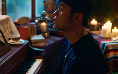 还在流浪吉他谱_周杰伦_C调拍弦版弹唱六线谱_高清图片谱