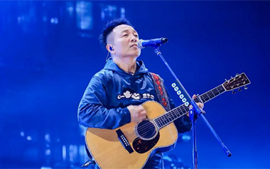 旅行吉他谱_许巍_D调原版弹唱六线谱_旅行高清图片谱