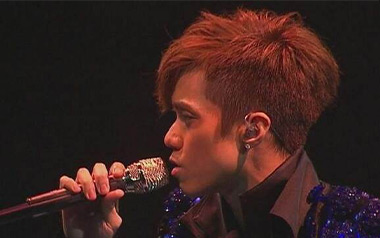 吻得太逼真吉他谱_张敬轩_C调原版弹唱六线谱_高清图片谱