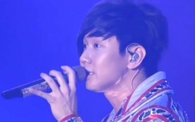 冻结吉他谱_林俊杰_C调原版弹唱六线谱_高清图片谱