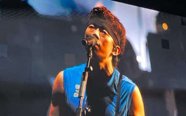 人家吉他谱_赵雷_D调原版弹唱六线谱_高清图片谱