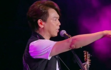 找自己吉他谱_陶喆_G调原版弹唱六线谱_高清图片谱