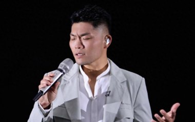 夏天指弹吉他谱_李玖哲_原版独奏六线谱_指弹吉他示范