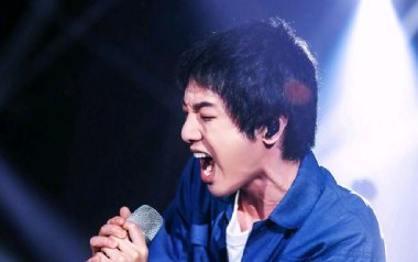 寒鸦少年吉他谱_华晨宇_F调原版弹唱六线谱_高清图片谱