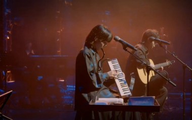 等我们老了就定居在重庆吉他谱_房东的猫_G调原版弹唱六线谱