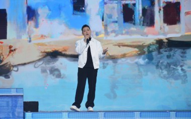 桥边姑娘吉他谱_海伦_C调弹唱谱_高清六线谱