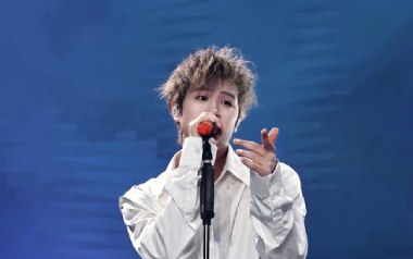九月底吉他谱_余佳运_G调原版弹唱六线谱_高清图片谱