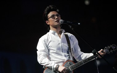 加德满都的风铃吉他谱_汪峰_C调原版弹唱六线谱_高清图片谱