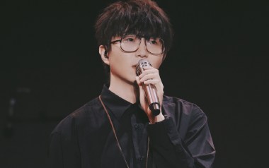 入海吉他谱_毛不易_降E调弹唱六线谱_高清图片谱