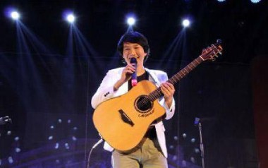 真夏的果实指弹谱_卢家宏_原版指弹六线谱_吉他独奏谱
