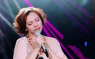 喜欢你吉他谱_陈洁仪_C调简单版六线谱_弹唱教学视频