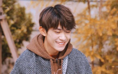 白日猫吉他谱_易烊千玺_C调原版弹唱六线谱_高清图片谱