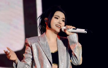 一直想着他吉他谱_庄心妍_F调弹唱六线谱_高清图片谱
