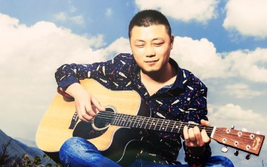 欠我个未来吉他谱_艾岩_G调原版弹唱六线谱_高清图片谱