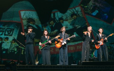 于是我不再唱歌吉他谱_旅行团乐队_G调六线谱_弹唱教学视频