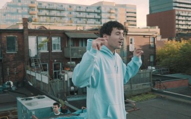 Comethru吉他谱_Jeremy Zucker_C调拍弦版弹唱谱_高清六线谱