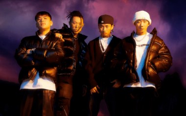 暴风雨吉他谱_Higher Brothers_B调六线谱_弹唱示范视频