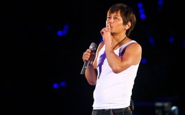 爱得太多吉他谱_王杰_G调原版弹唱六线谱_高清图片谱