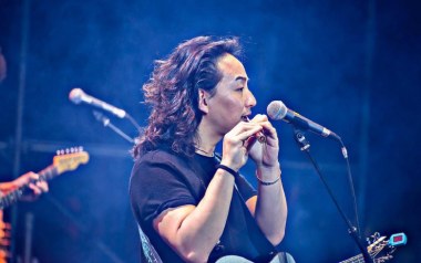 寄生虫吉他谱_赵照_G调扫弦版弹唱六线谱_高清图片谱