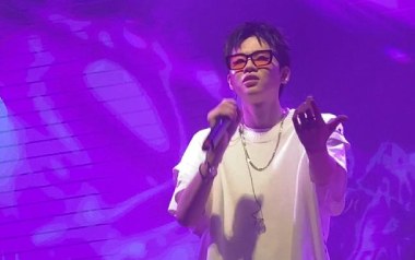 自闭男孩吉他谱_刘思鉴_C调原版弹唱六线谱_高清图片谱