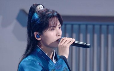 孤梦吉他谱_张哲瀚_C调原版弹唱六线谱_高清图片谱