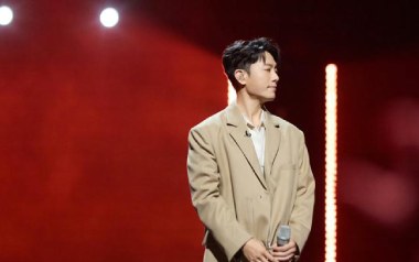 而立吉他谱_韦礼安_C调拍弦版弹唱六线谱_高清图片谱