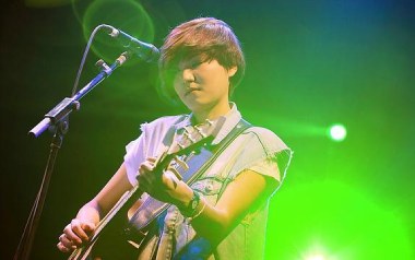 一个人吉他谱_铃凯_G调切音扫弦版弹唱六线谱_高清图片谱