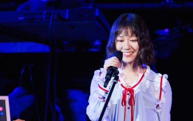 只道寻常吉他谱_谢春花_C调原版弹唱谱_高清六线谱