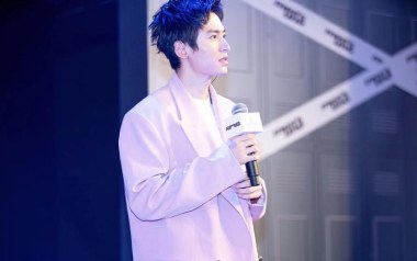 吉他谱_张哲瀚_《光》C调简单版弹唱六线谱_高清图片谱