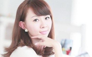 拜年吉他谱_卓依婷_C调原版弹唱六线谱_高清图片谱