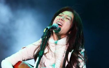 西风的话吉他谱_陈绮贞_C调弹唱六线谱_高清图片谱